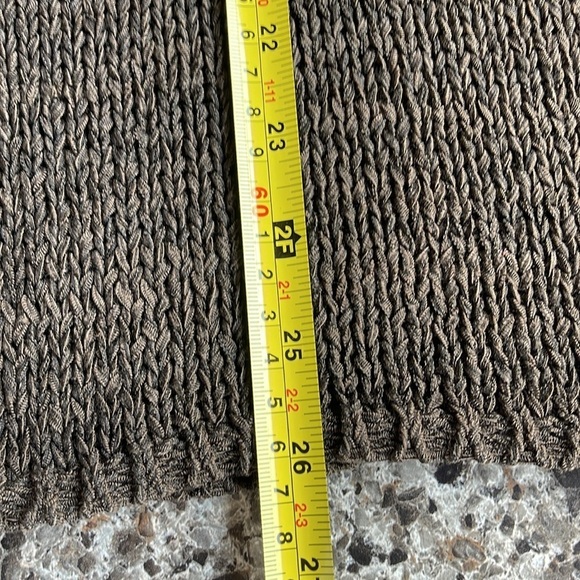 Chico's women’s size 1 (M) brown crochet sweater with sleeve and v-neck detail - Picture 9 of 11